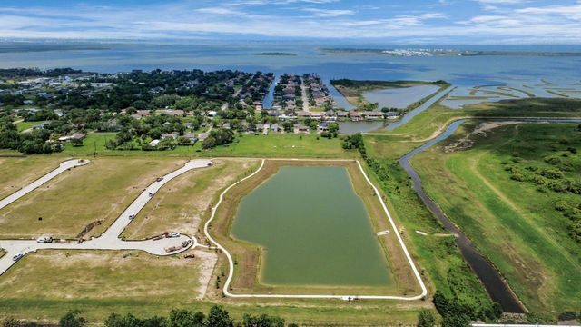 2105 Cypress Grove Drive, Texas City, TX 77590