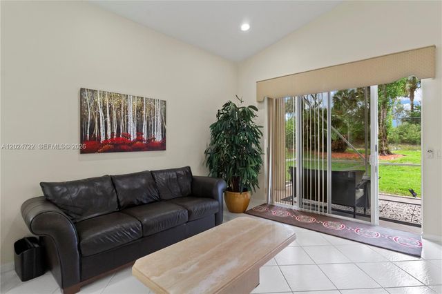 10776 Grande Palladium Way, Boynton Beach, FL 33436