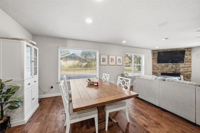 6910 Fm 2494, Athens, TX 75751