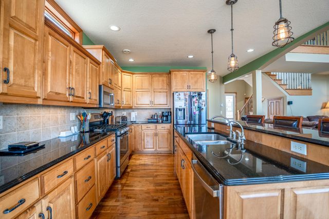 294 57th Avenue NE, Willmar, MN 56201