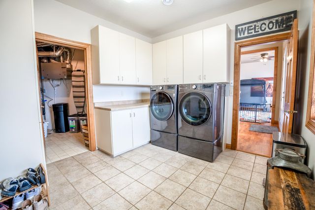 294 57th Avenue NE, Willmar, MN 56201