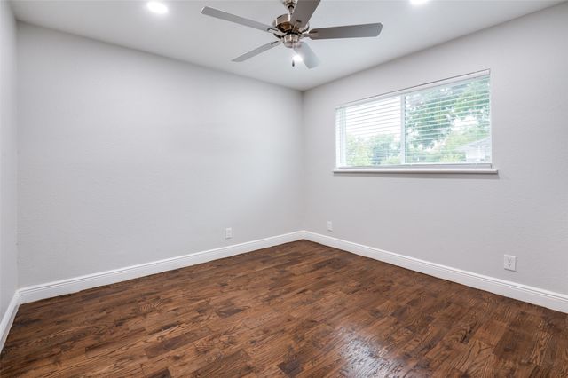 5444 Gaston Avenue 202, Dallas, TX 75214