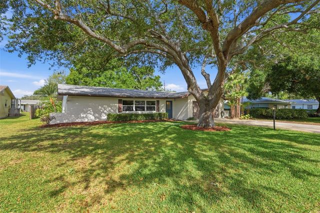 2150 SARAZEN DRIVE, Dunedin, FL 34698