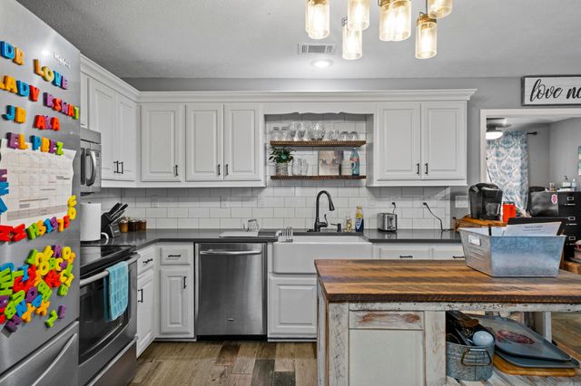 103 Centerview Court, Searcy, AR 72143