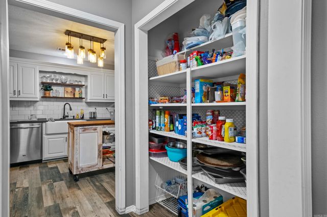 103 Centerview Court, Searcy, AR 72143