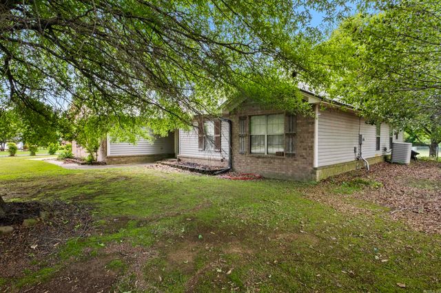 103 Centerview Court, Searcy, AR 72143