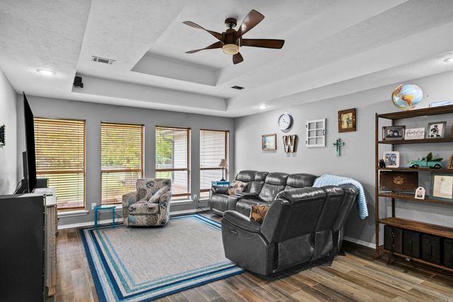 103 Centerview Court, Searcy, AR 72143