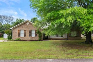 103 Centerview Court, Searcy, AR 72143