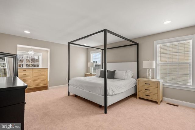 4127 CRESCENT DR, Chester Springs, PA 19425