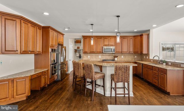 4127 CRESCENT DR, Chester Springs, PA 19425