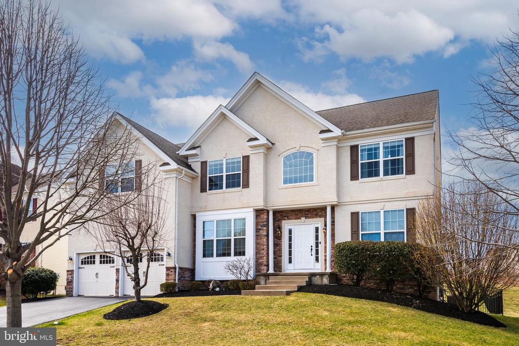 4127 CRESCENT DR, Chester Springs, PA 19425