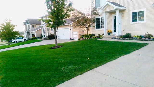 4506 146th Street, Urbandale, IA 50323