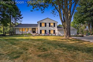 54260 9 Mile Road, Lyon Charter Township, MI 48167