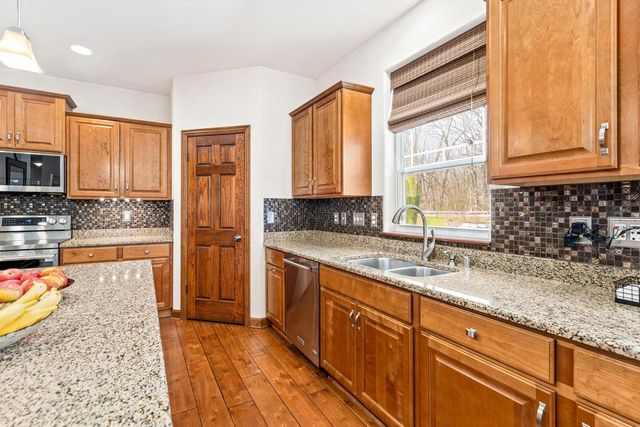 9989 31st STREET, Franklin, WI 53132
