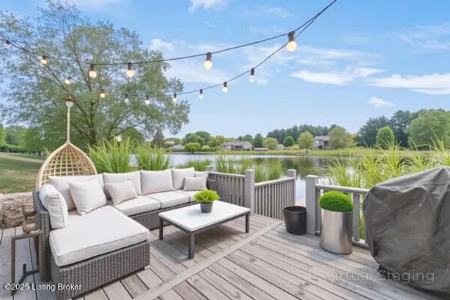 481 Meadow Lake Dr, Taylorsville, KY 40071