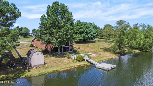 481 Meadow Lake Dr, Taylorsville, KY 40071