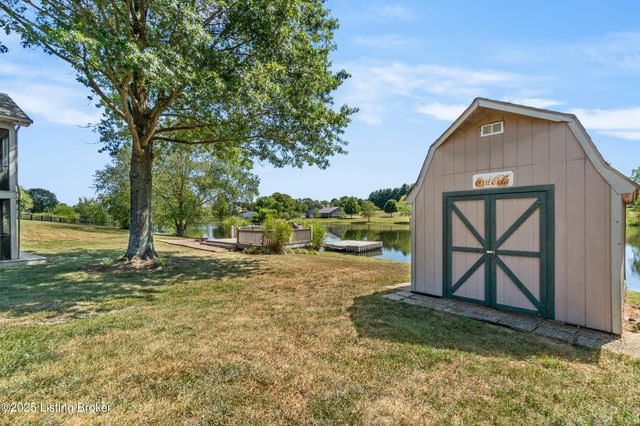 481 Meadow Lake Dr, Taylorsville, KY 40071