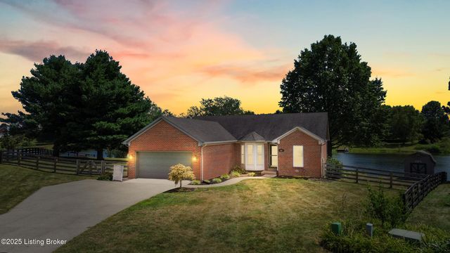 481 Meadow Lake Dr, Taylorsville, KY 40071