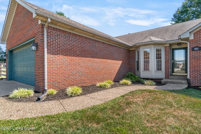 481 Meadow Lake Dr, Taylorsville, KY 40071