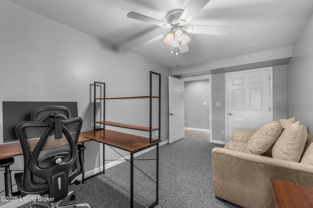 481 Meadow Lake Dr, Taylorsville, KY 40071