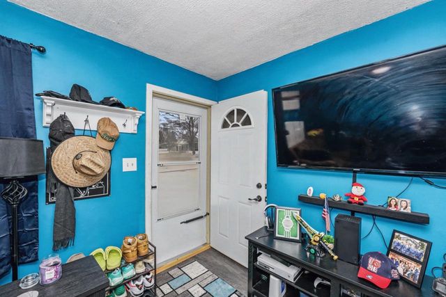 1800 Highland AVENUE, Waukesha, WI 53186