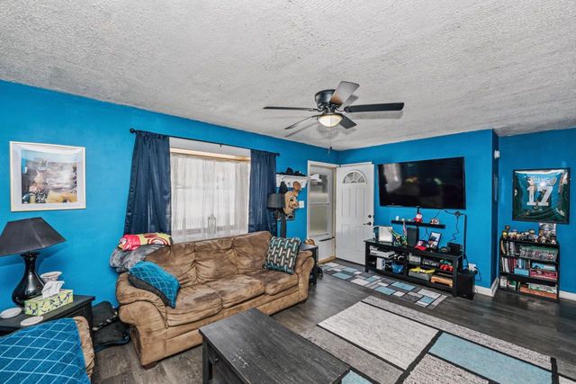 1800 Highland AVENUE, Waukesha, WI 53186