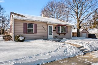 1800 Highland AVENUE, Waukesha, WI 53186