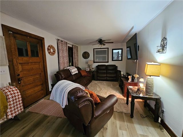 48 Redfield Parkway, Batavia City, NY 14020