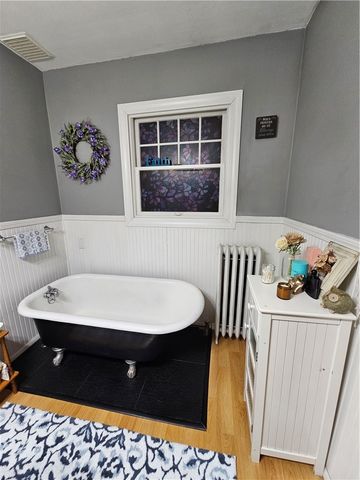 48 Redfield Parkway, Batavia City, NY 14020