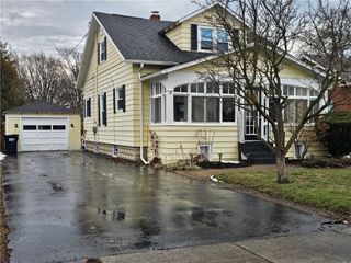 48 Redfield Parkway, Batavia City, NY 14020