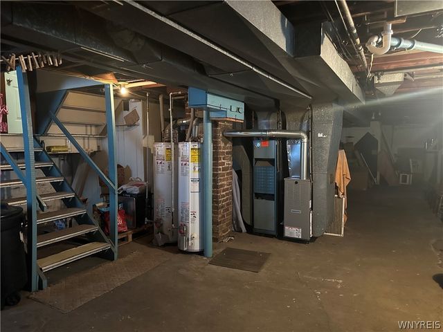 28 Paul Place, Buffalo, NY 14210