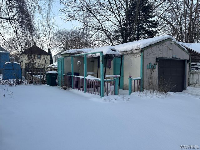 28 Paul Place, Buffalo, NY 14210