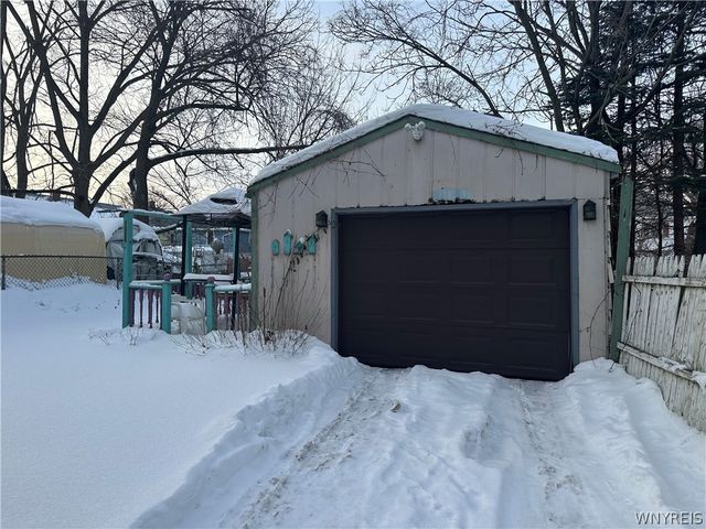 28 Paul Place, Buffalo, NY 14210