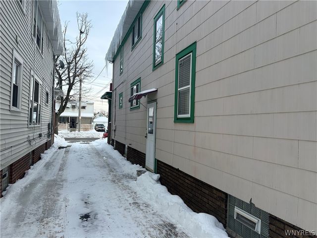 28 Paul Place, Buffalo, NY 14210
