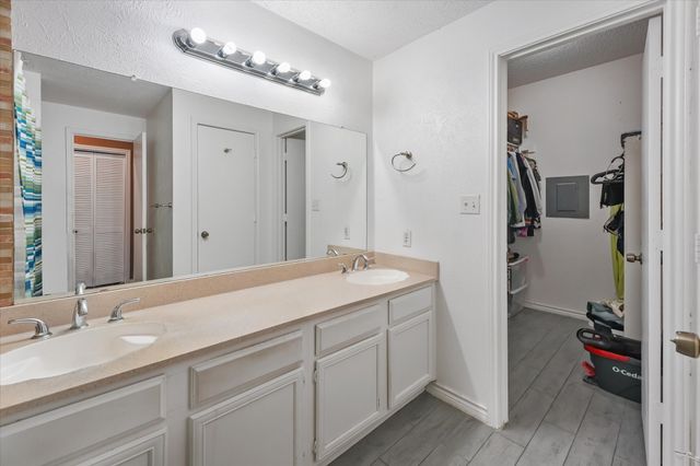 8600 Coppertowne Lane 501, Dallas, TX 75243
