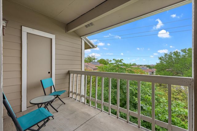 8600 Coppertowne Lane 501, Dallas, TX 75243