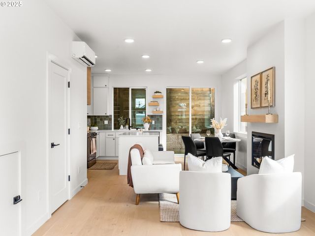 1911 Broadway St 4, Vancouver, WA 98663