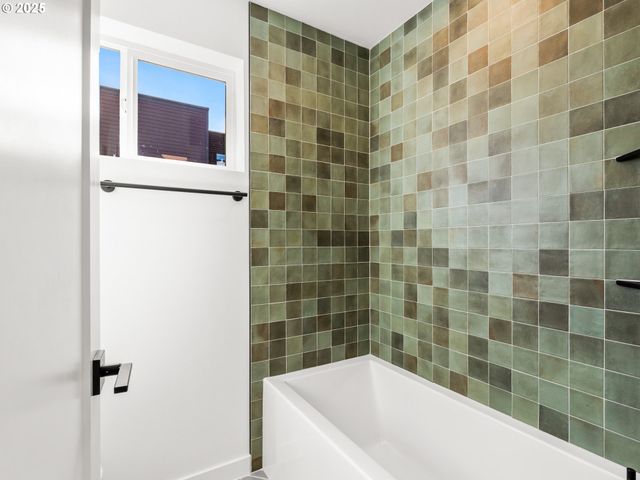 1911 Broadway St 4, Vancouver, WA 98663