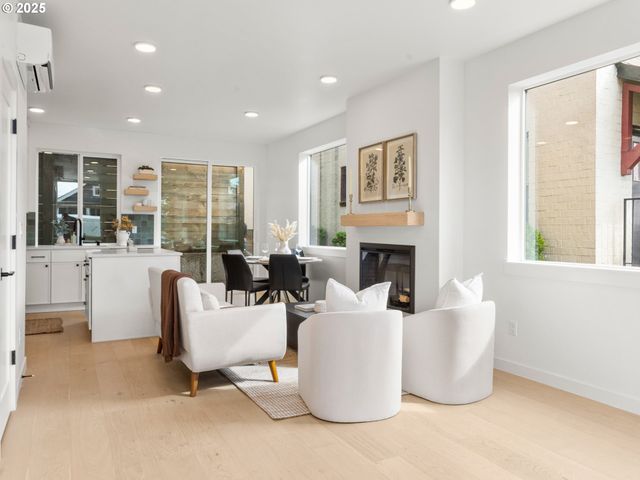 1911 Broadway St 4, Vancouver, WA 98663