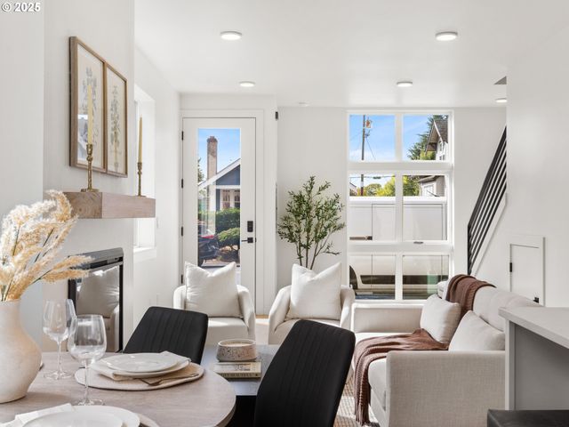 1911 Broadway St 4, Vancouver, WA 98663