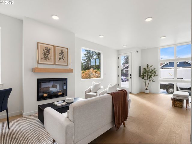 1911 Broadway St 4, Vancouver, WA 98663