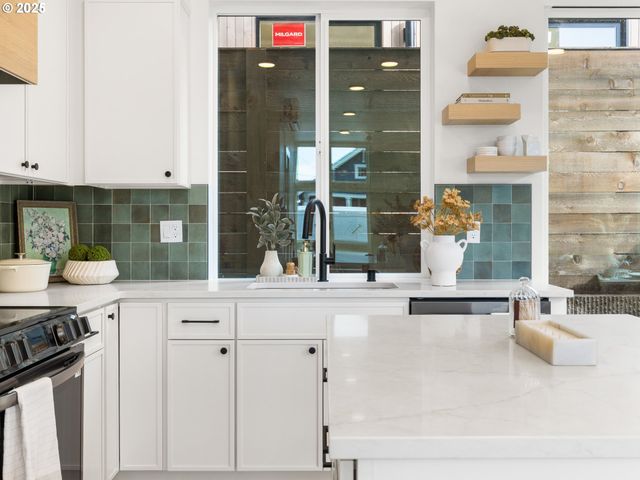 1911 Broadway St 4, Vancouver, WA 98663