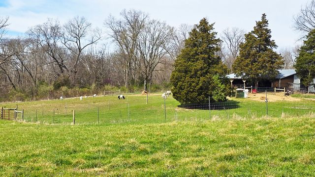 15019 N Illnois Hwy 37, Mt Vernon, IL 62864