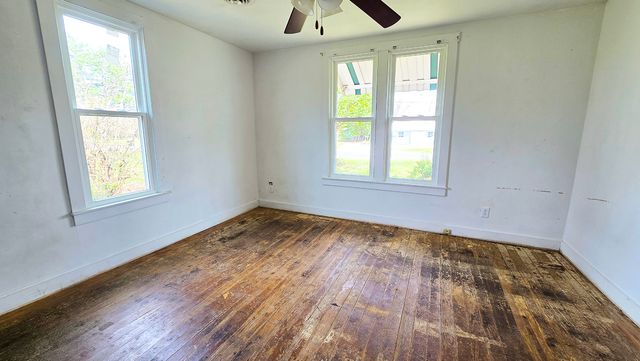 15019 N Illnois Hwy 37, Mt Vernon, IL 62864