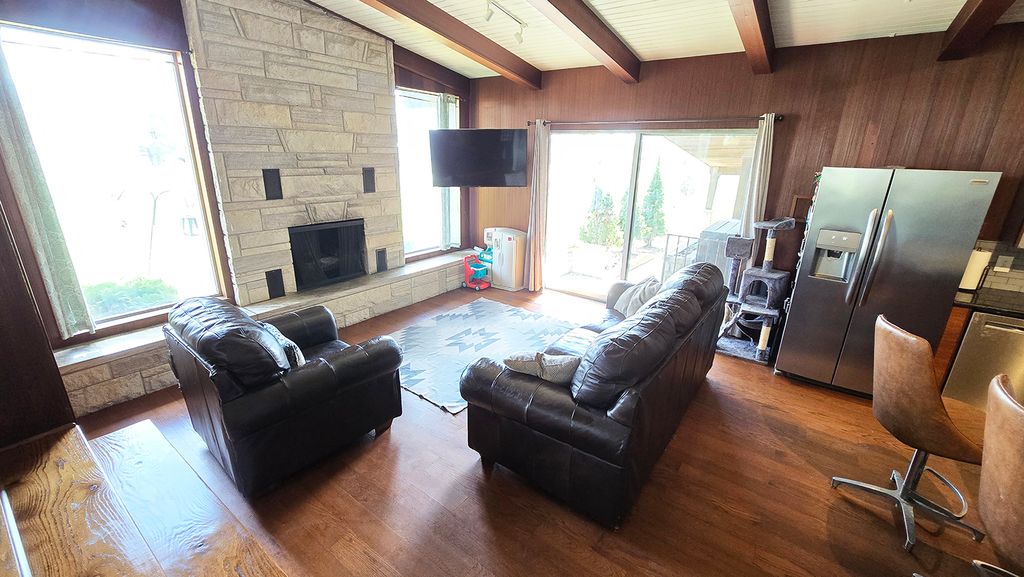 Image 20 of property listing at 15019 N Illnois Hwy 37, Mt Vernon, IL 62864