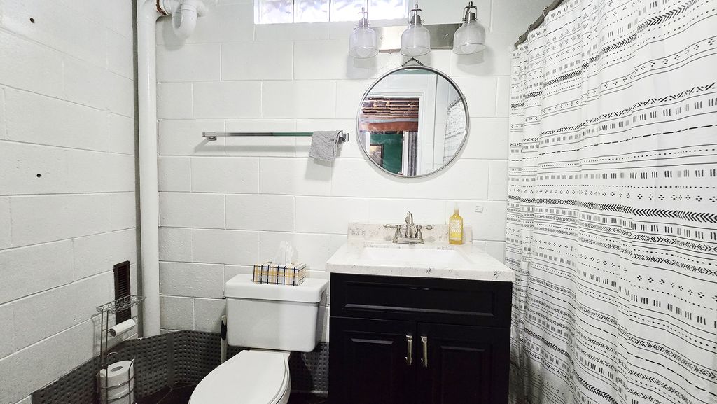 Image 40 of property listing at 15019 N Illnois Hwy 37, Mt Vernon, IL 62864