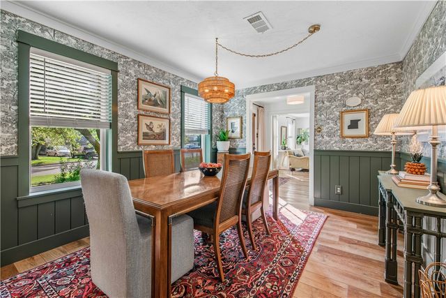 3711 Sunnybrook Lane, Bryan, TX 77802