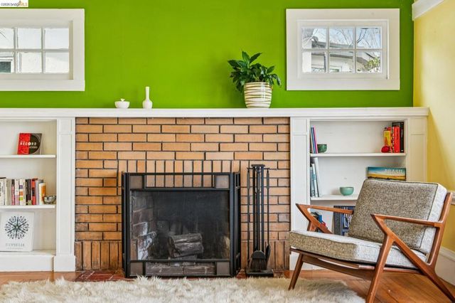 1066 1066 Bayview Ave, Oakland, CA 94610