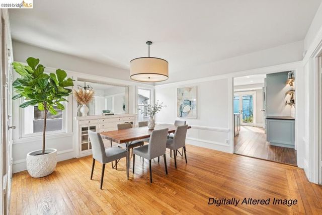 1066 1066 Bayview Ave, Oakland, CA 94610