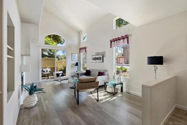 3696 Ruette De Ville, San Diego, CA 92130